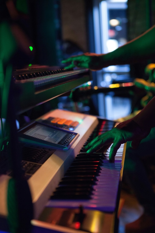 hand playing keyboard